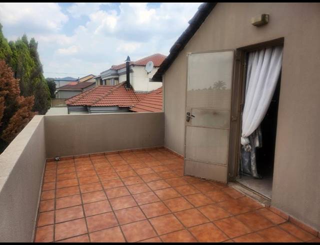 3 BEDROOM PROPERTY TO RENT IN ORMONDE